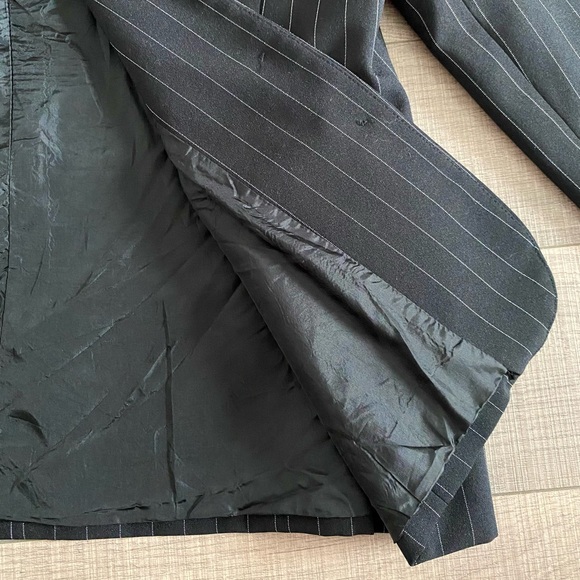 Vintage pinstripe blazer - Picture 2 of 4